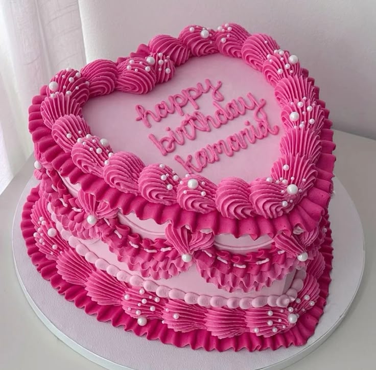 My Bento Cake Personnalisé - Gâteau cœur rose Happy Birthday Kennedi avec perles décoratives